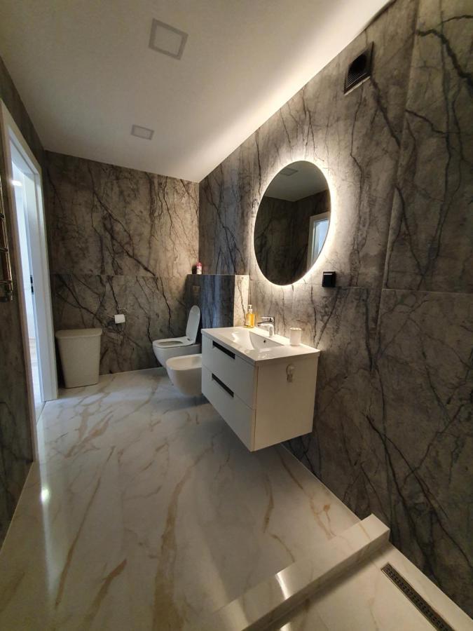 2-Bedrooms Apartment In City Center Siauliai المظهر الخارجي الصورة
